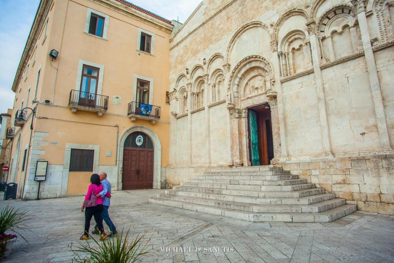 Suebi Rooms And Appartament Termoli Bagian luar foto